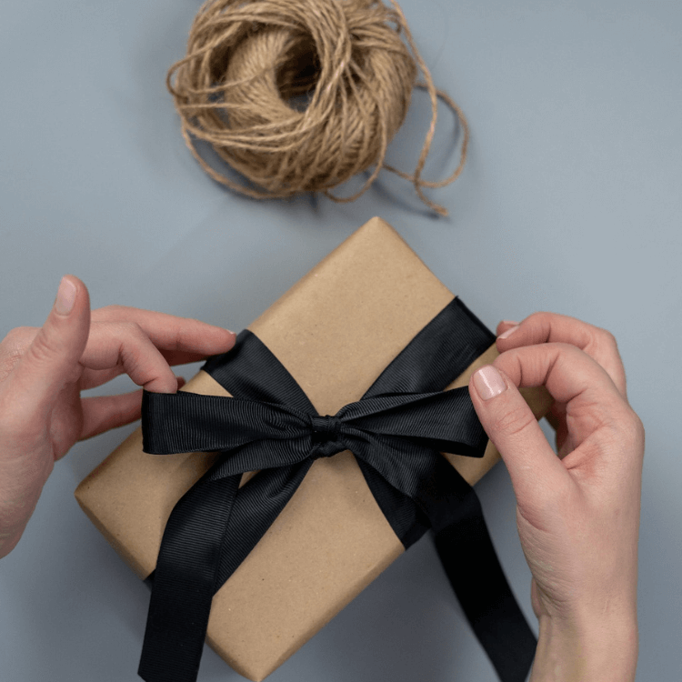Unikalios dovanos verslui: 5 idėjos, kuo nustebinti verslo partnerį, kolegą ar bosą